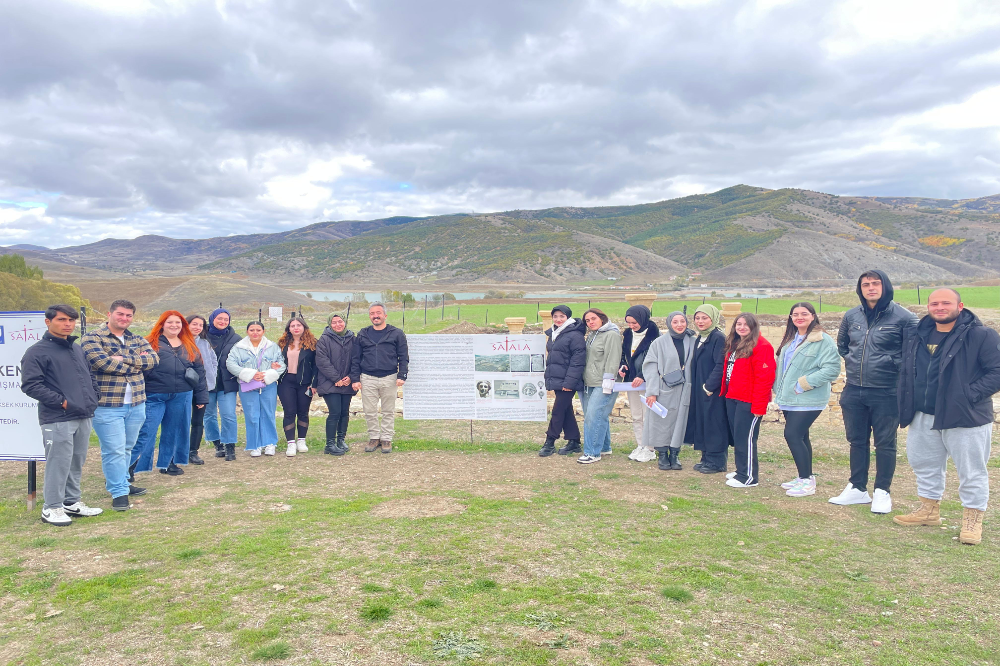 Öğrencilerimiz Satala Antik Kenti, Kov Kalesi ve Süleymaniye Mahallesi’nde 