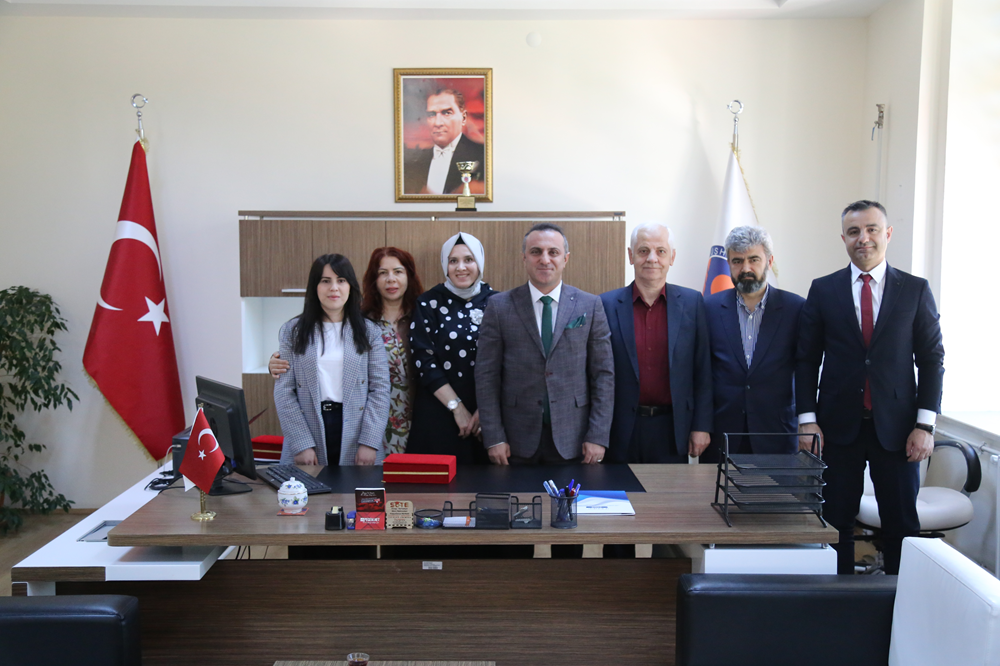 Edebiyat Fakültesi’ne Taze Kan